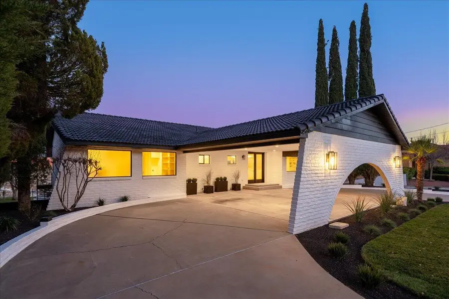 332 N Donlee Dr, Saint George, UT 84770 - Image #3