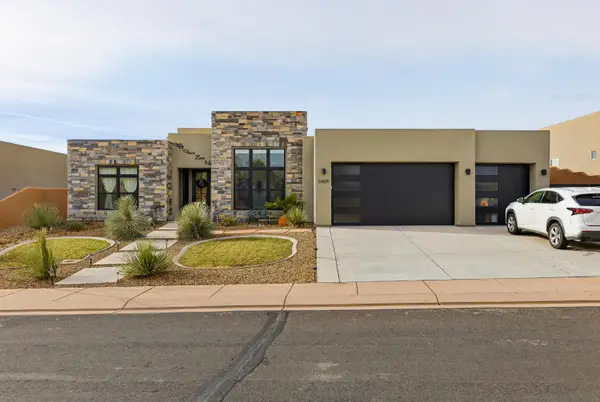 5409 W Copper Cliffs Way, Hurricane, UT 84737