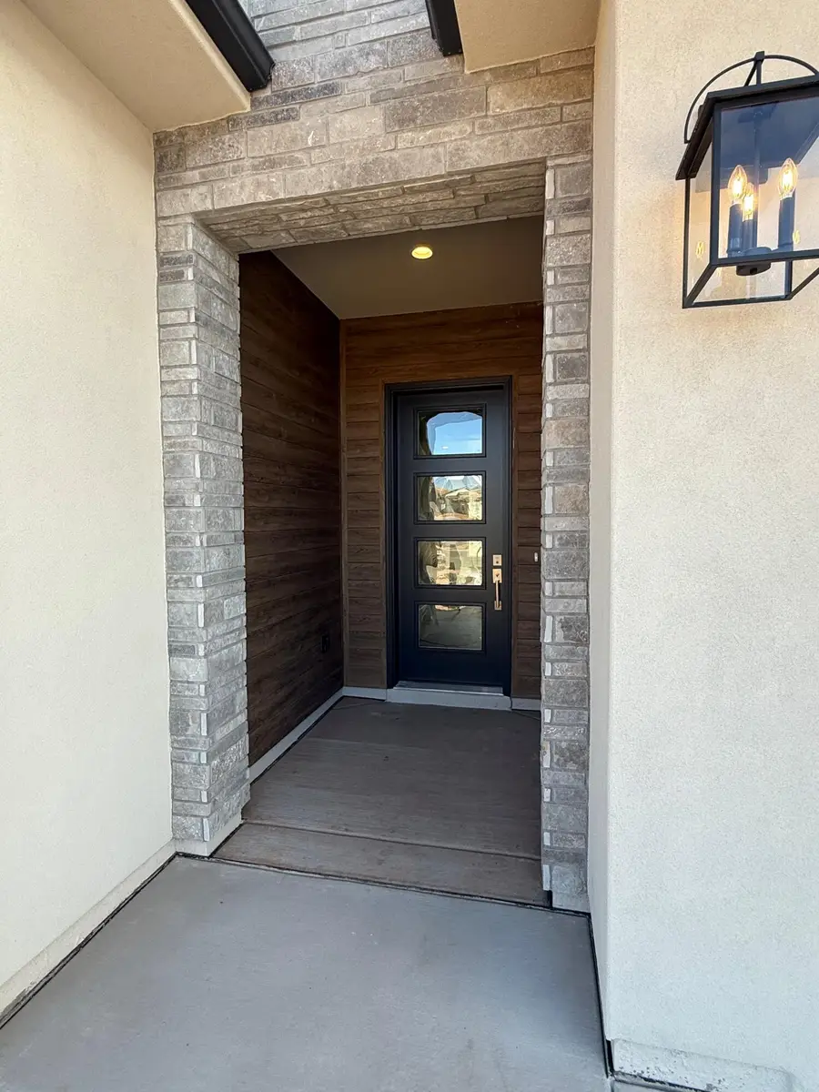 110 E Milan Ln, Saint George, UT 84790 - Image #3