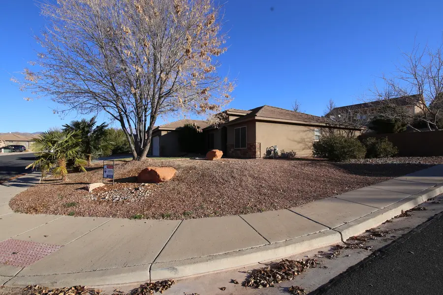 912 N Rolling Hills Rd, Washington, UT 84780 - Image #2