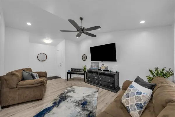 462 W 300 N #12, St George, UT 84770