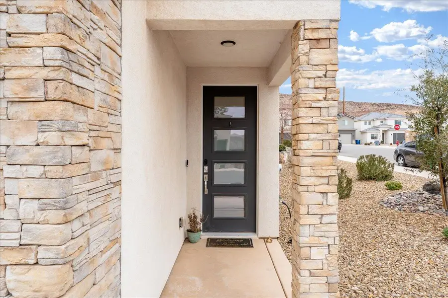 494 S Stewart Creek Cove, Washington, UT 84780 - Image #3