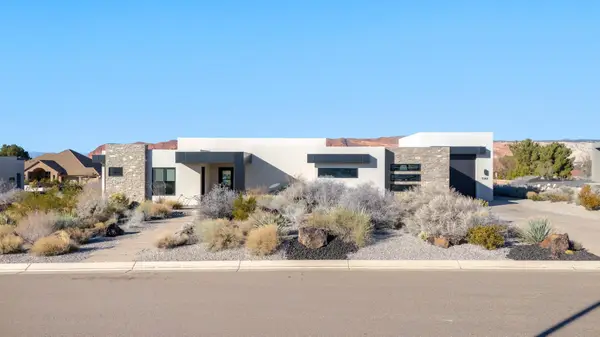 5377 N Johnson Arch Dr, St George, UT 84770