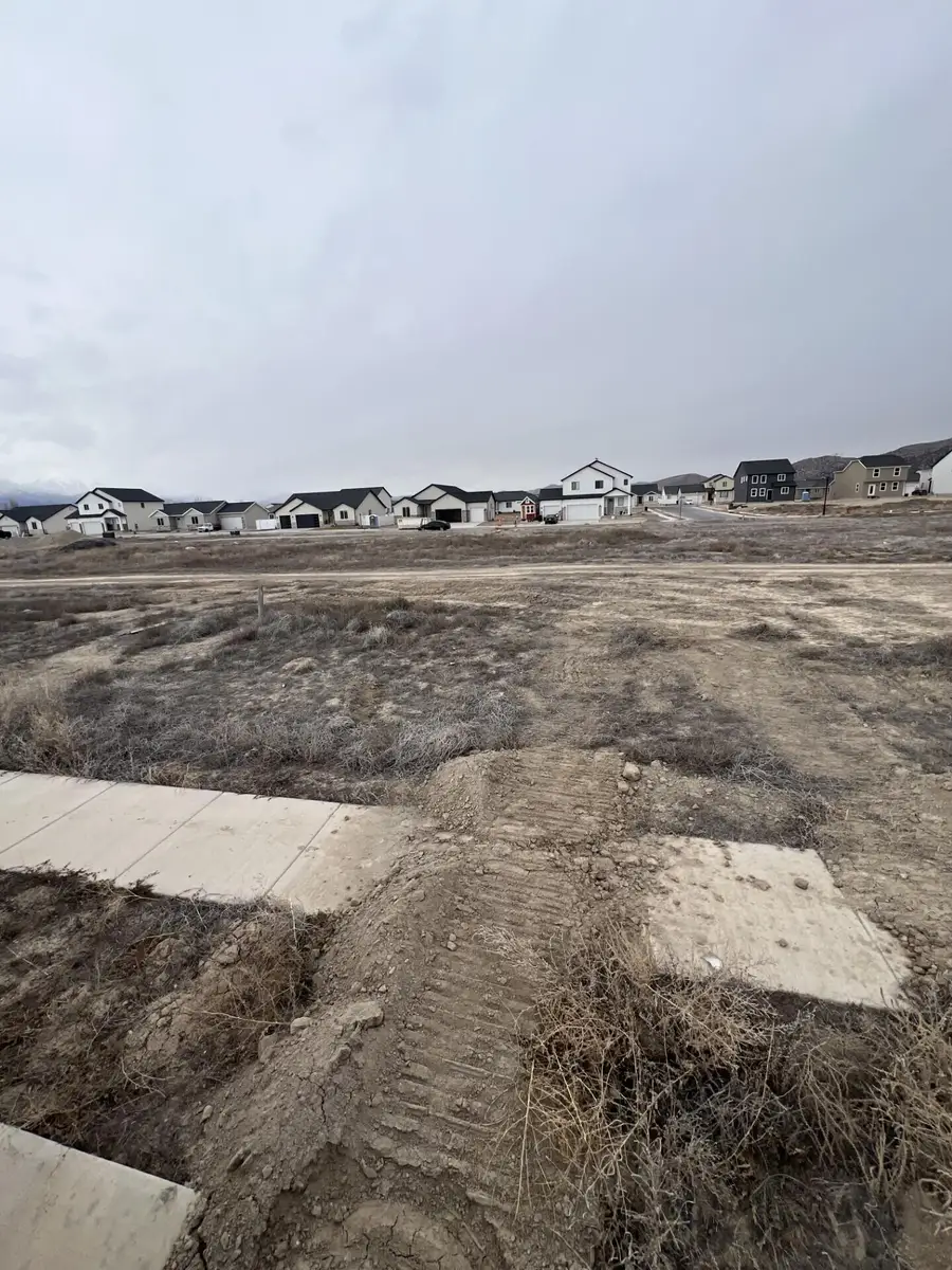 2323 E Sunflower Drive Dr #443, Eagle Mountain, UT 84005 - Image #2