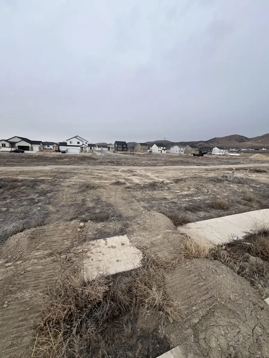 2343 E Sunflower Dr Dr #444, Eagle Mountain, UT 84005 - Image #2