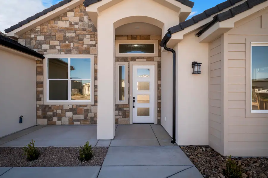 4795 W 1930 S, Hurricane, UT 84737 - Image #2