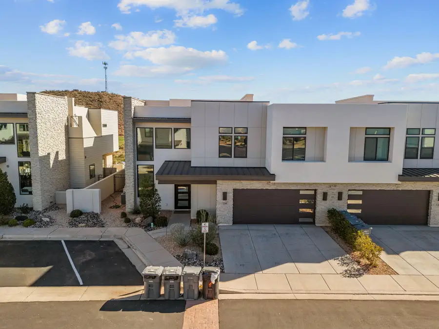 2248 N Double Eagle Ln, Washington, UT 84780 - Image #2