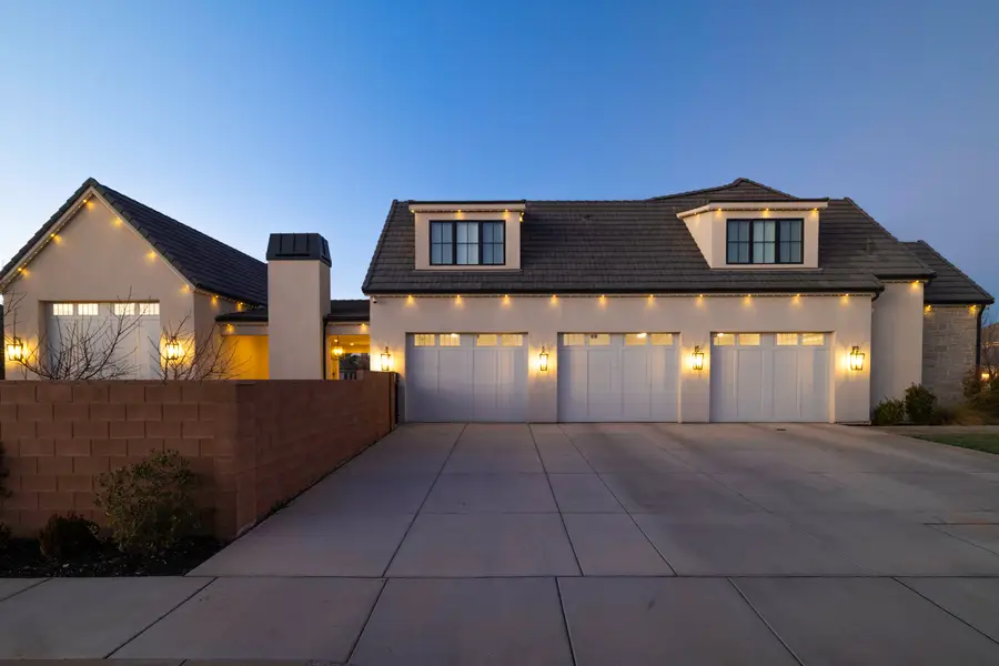 2898 S Carriage Cir, Washington, UT 84780 - Image #3