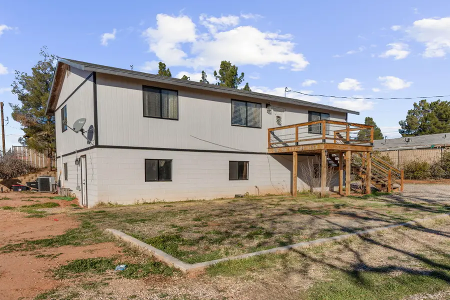 258 E 500 N, Washington, UT 84780 - Image #2