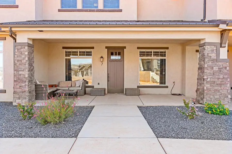 687 S Guy #7, Ivins, UT 84738 - Image #2