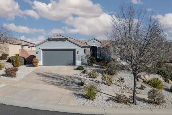 1144 N Spring Valley Dr, Washington, UT 84780