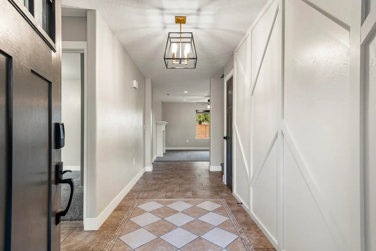 179 S 435 Cir, Ivins, UT 84738 - #1