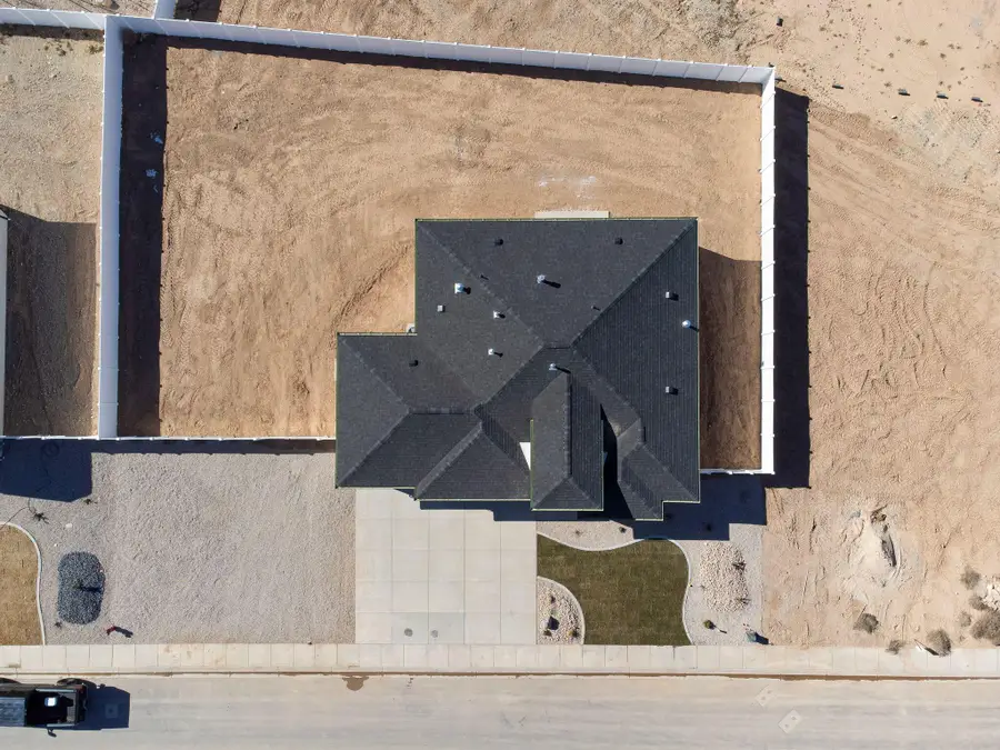 4989 N Remington Rd, Enoch, UT 84021 - Image #3