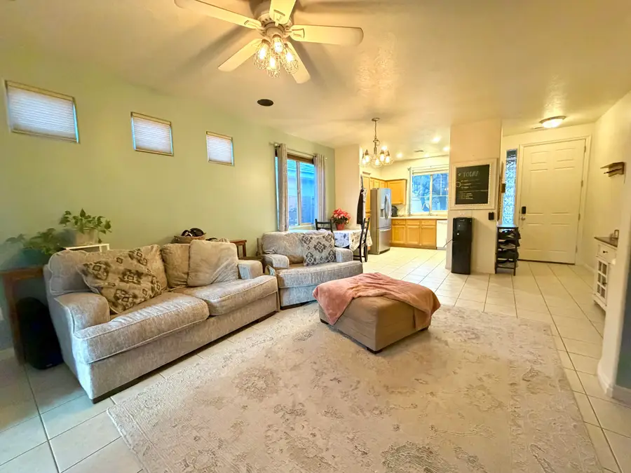 935 N Slow Creek Ln, Washington, UT 84780 - Image #3