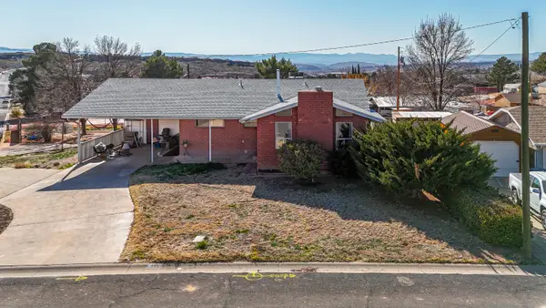 225 N Red Rock Dr, Washington, UT 84780