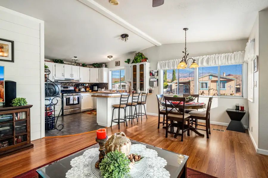 87 N 3910 W, Hurricane, UT 84737 - Image #2