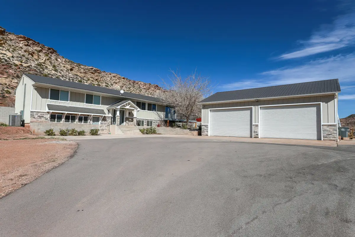 422 W Buckeye Reef Rd, Leeds, UT 84746 - Image #1
