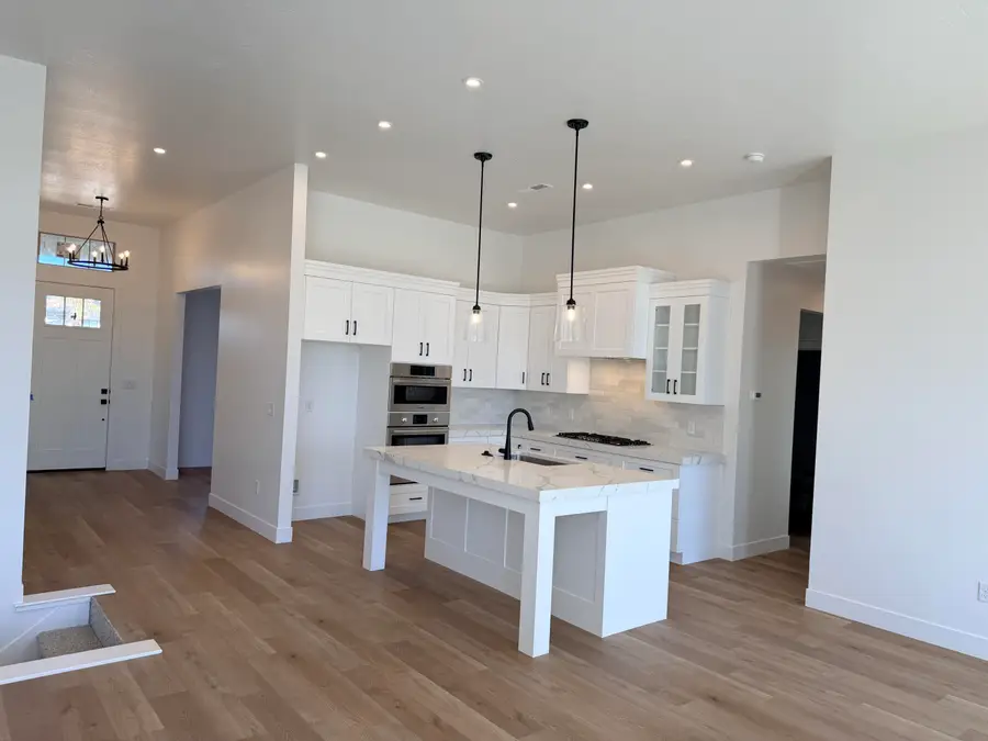 1648 Dihedral Dr, Saint George, UT 84790 - #3