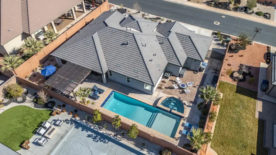 143 N Apex Ln, Ivins, UT 84738 - Image #2