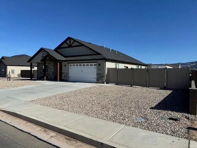 5010 N Bald Eagle Dr, Enoch, UT 84721 - Image #2