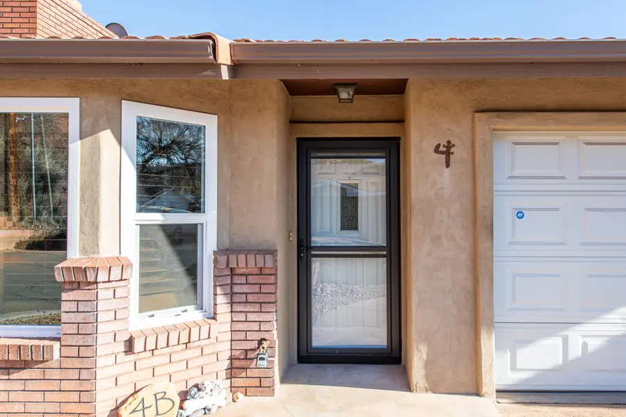 560 Diagonal St #4B, Saint George, UT 84770 - Image #2