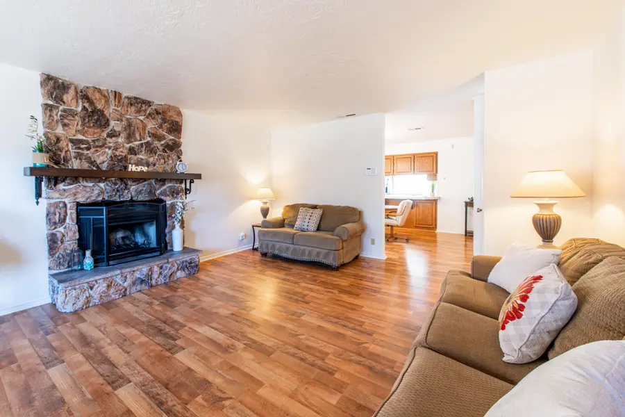 560 Diagonal St #4B, Saint George, UT 84770 - Image #3