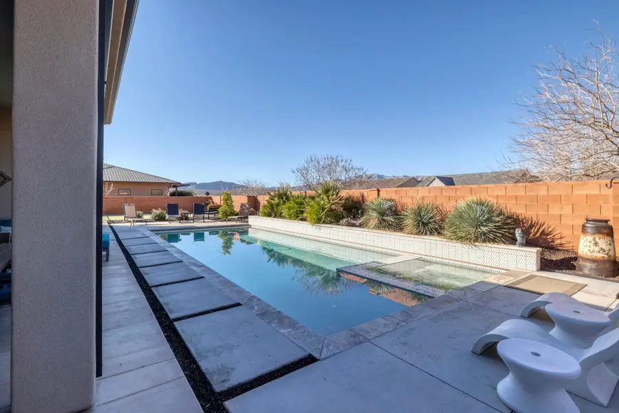 41 N Arrowhead Ln, Ivins, UT 84738 - Image #2