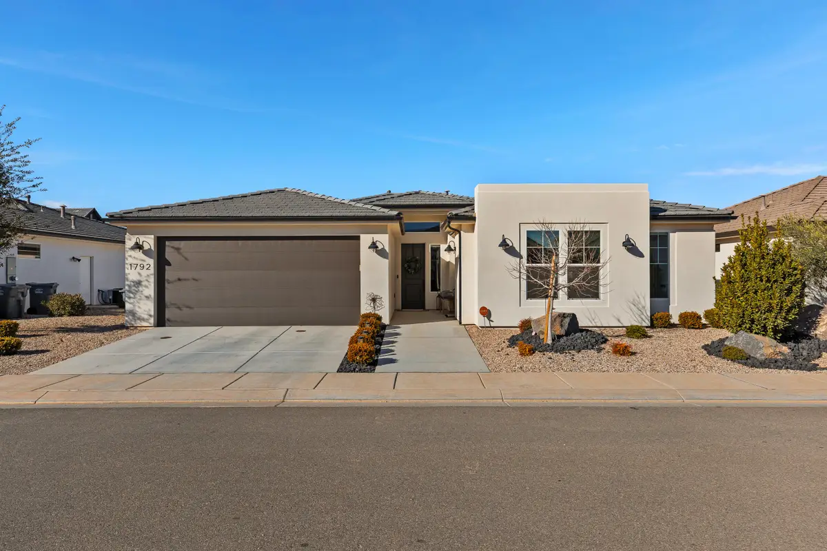 1792 S Roy, Washington, UT 84780 - #1