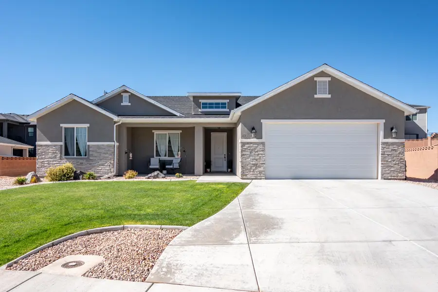 2904 W Hawk Dr, Cedar City, UT 84720 - #2