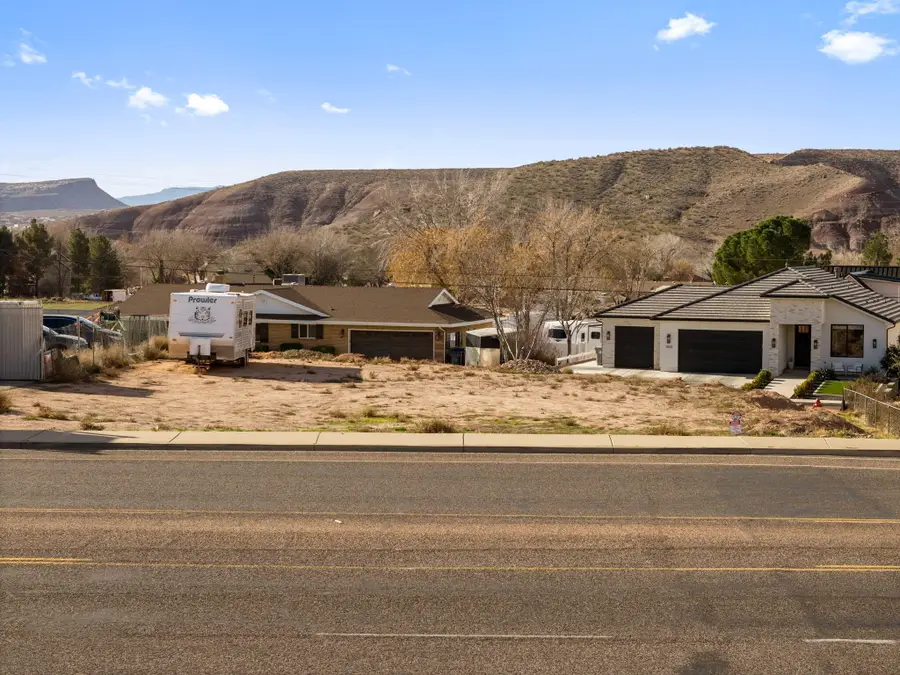 2428 Santa Clara Dr, Santa Clara, UT 84765 - #2