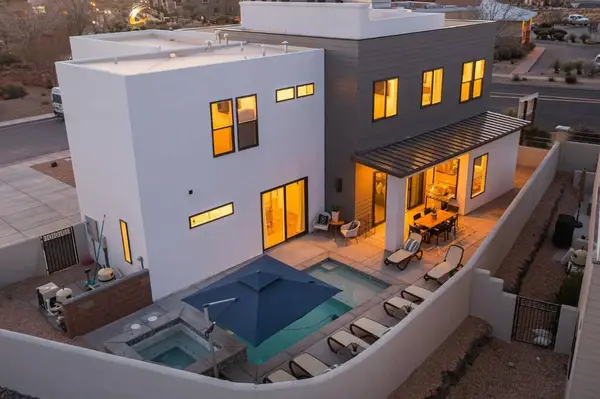 3837 E Albatross Ln, Washington, UT 84780