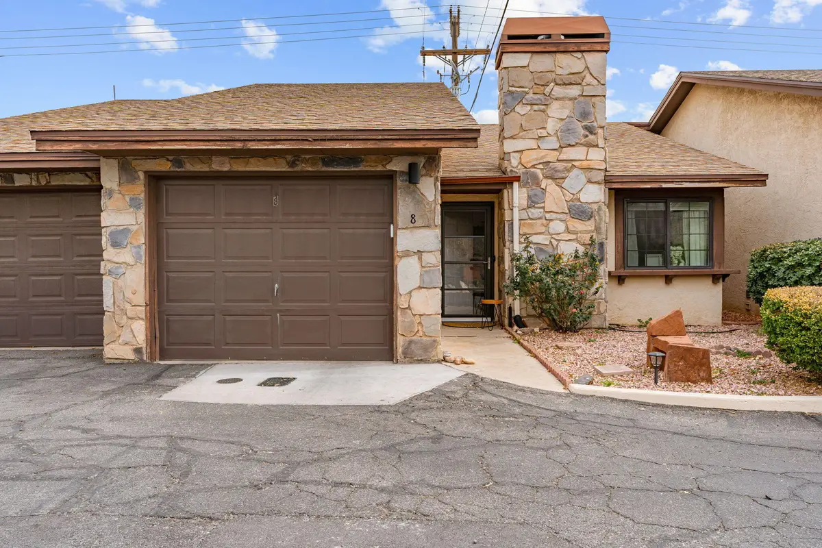 453 S 100 E #8, Saint George, UT 84770 - #1