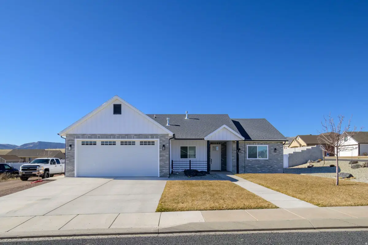453 N 300, Enterprise, UT 84725 - #1