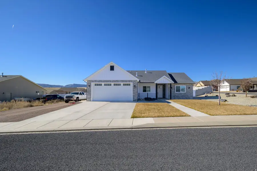 453 N 300, Enterprise, UT 84725 - #2