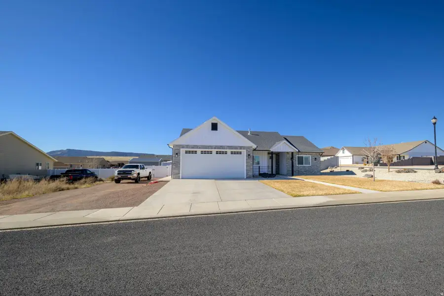 453 N 300, Enterprise, UT 84725 - #3