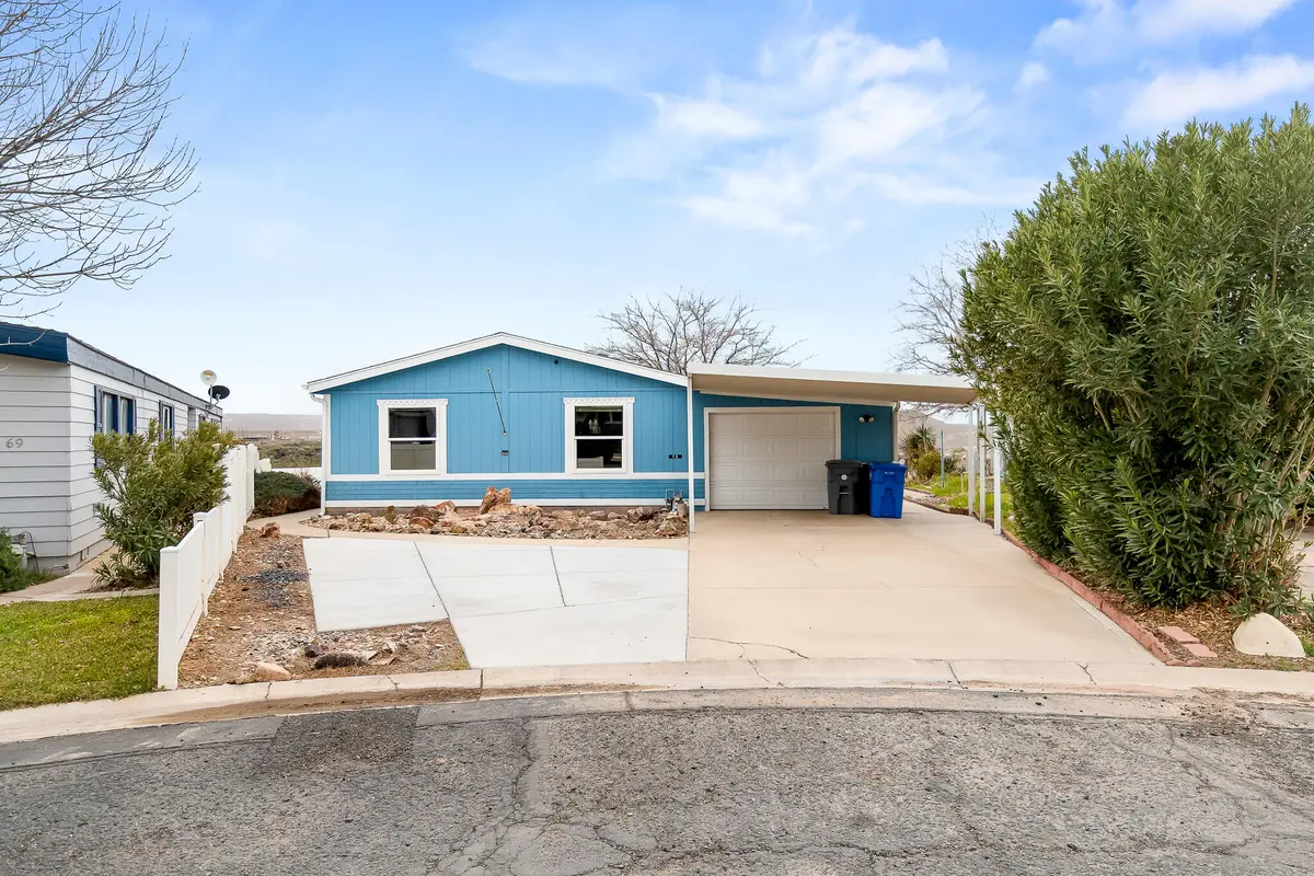 73 N 3950 W, Hurricane, UT 84737 - #1