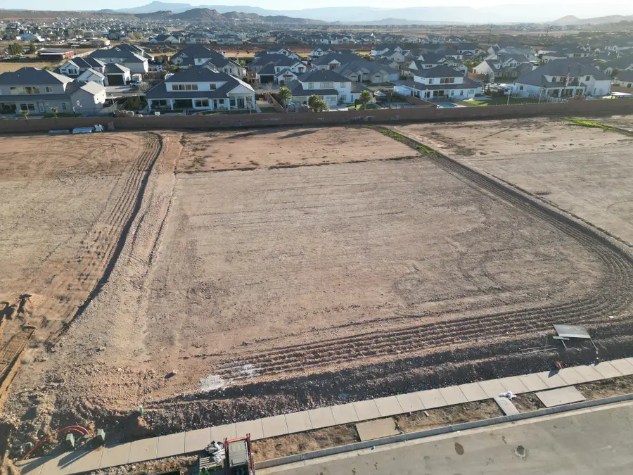 Hinckley Ln, Saint George, UT 84790 - #2
