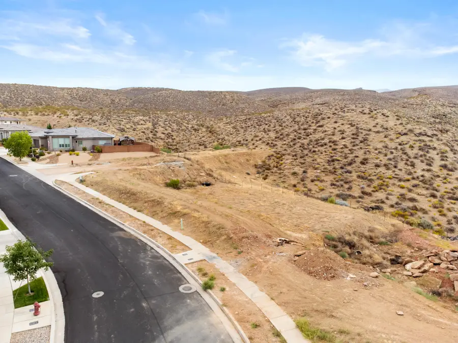 1459 Colbey Lp, Santa Clara, UT 84765 - #2