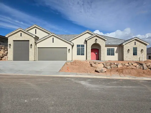 738 W Sunny Ledge Dr, Washington, UT 84780