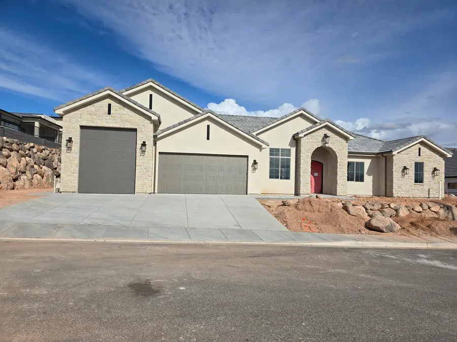 738 W Sunny Ledge Dr, Washington, UT 84780 - #2