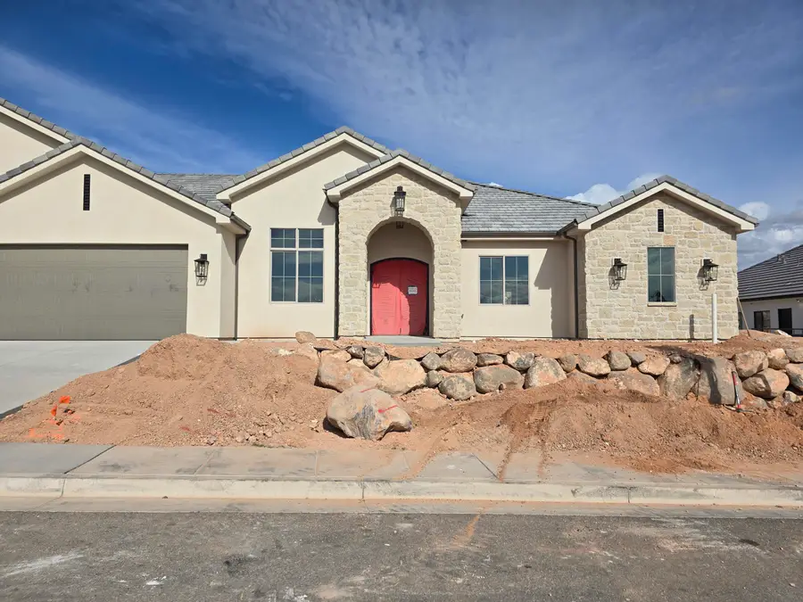 738 W Sunny Ledge Dr, Washington, UT 84780 - #3