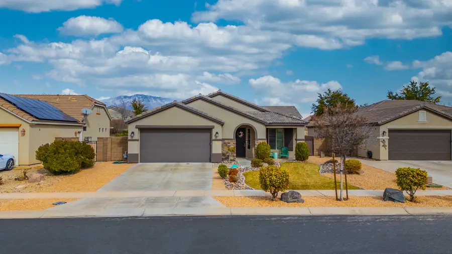 2701 E Upper Canyon Dr, Washington, UT 84780 - #2