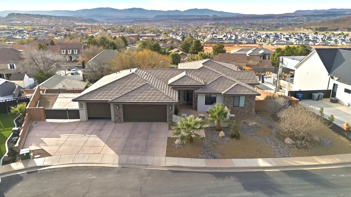 3000 S Majestic Court Dr, Washington, UT 84780 - #1