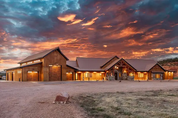 5605 N Johnson Canyon Rd Rd, Kanab, UT 84741