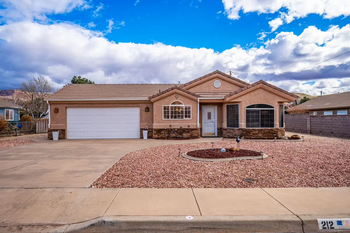 212 N 420 W, La Verkin, UT 84745 - #1