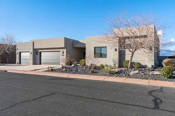 5446 W Copper Cliffs Way, Hurricane, UT 84737