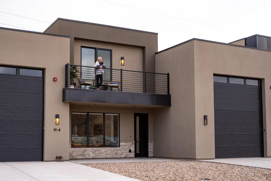 425 W Momori Cir #A-5, Kanab, UT 84741 - #3