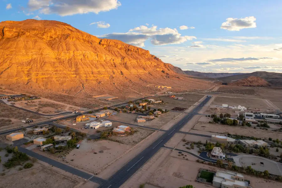 1116 W 4390 S, Hurricane, UT 84737 - #3