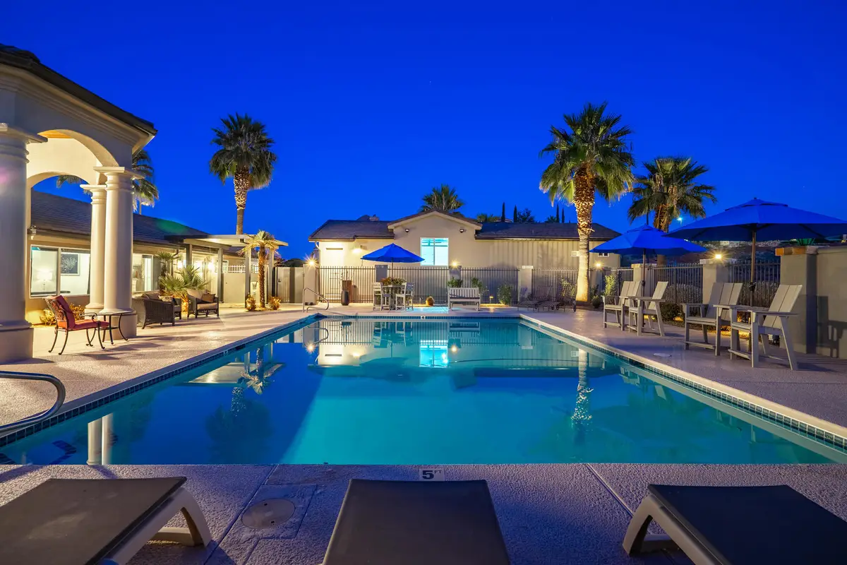 1297 W Lions Head Dr, Washington, UT 84780 - #1