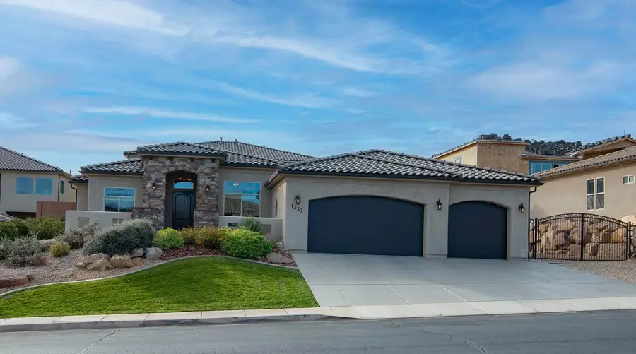 1237 W 2370 S S, Saint George, UT 84770 - #2